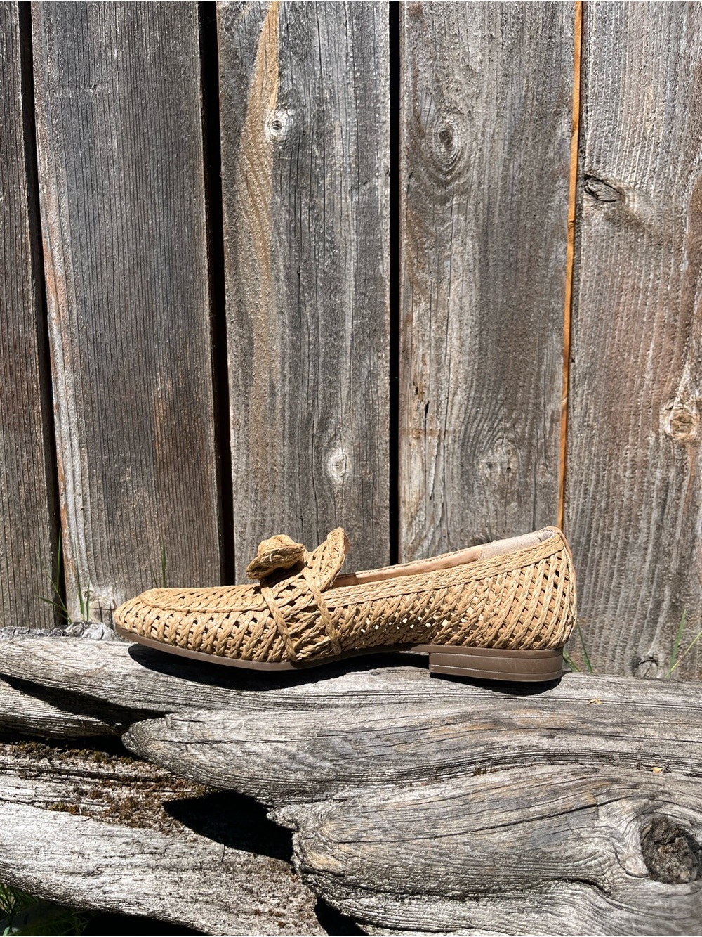 Charles David tan raffia Finite Loafer size 7.5